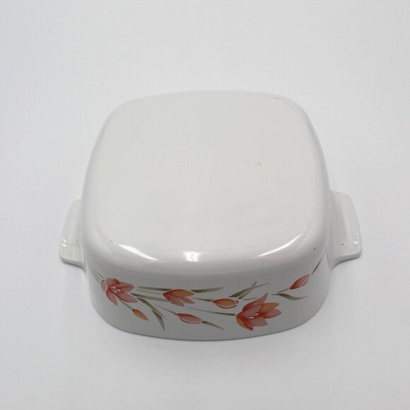 Vintage 1980s CorningWare Shadow Iris Casserole Dish Pastel 1.5 Quart Lid Floral - Picture 7 of 9